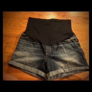 Liz Lange Maternity Shorts